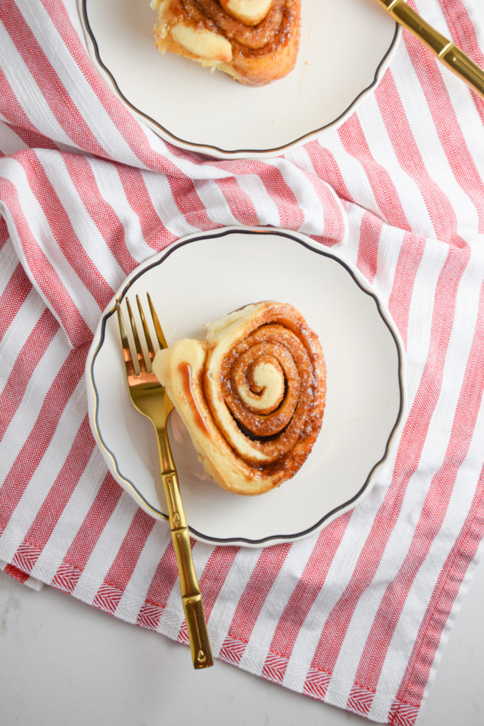 Gingerbread Cinnamon Rolls Recipe